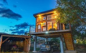 Red Rock Treehouse Unique In Old Colorado City